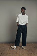 Load image into Gallery viewer, Mawson Wide Leg Trouser in Black